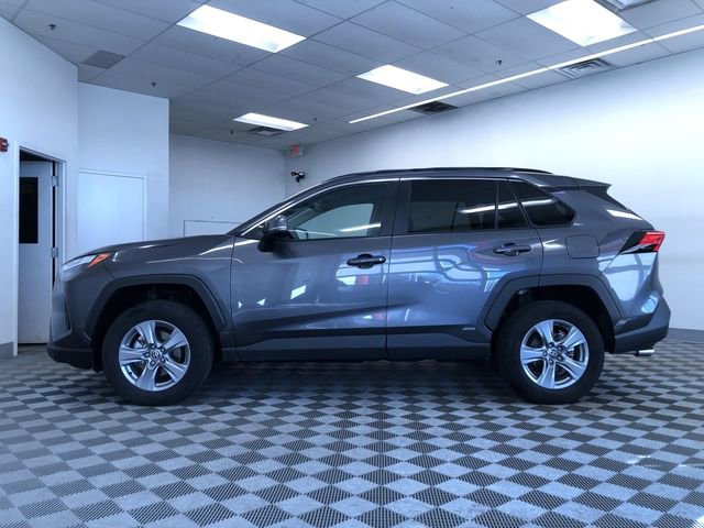 Used 2025 Toyota RAV4 XLE AWD/4WD image 12