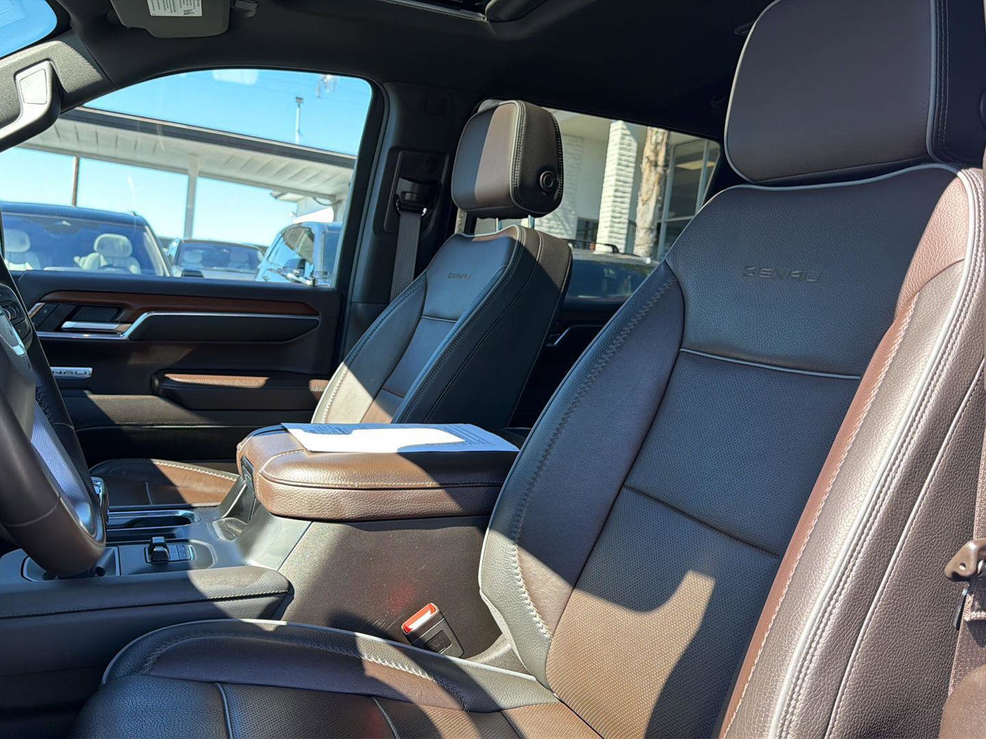 Used 2023 GMC Sierra 1500 Denali w/ Denali Reserve Package image 10