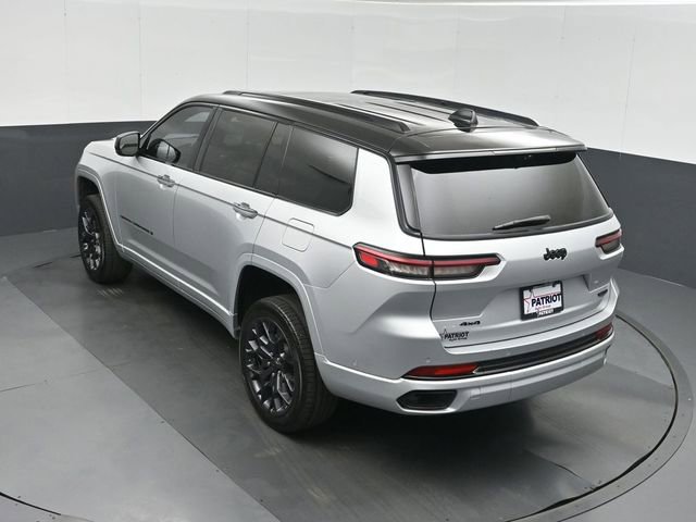 Used 2023 Jeep Grand Cherokee L Summit AWD/4WD image 37