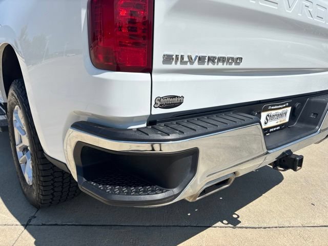 Used 2025 Chevrolet Silverado 1500 LT AWD/4WD image 20