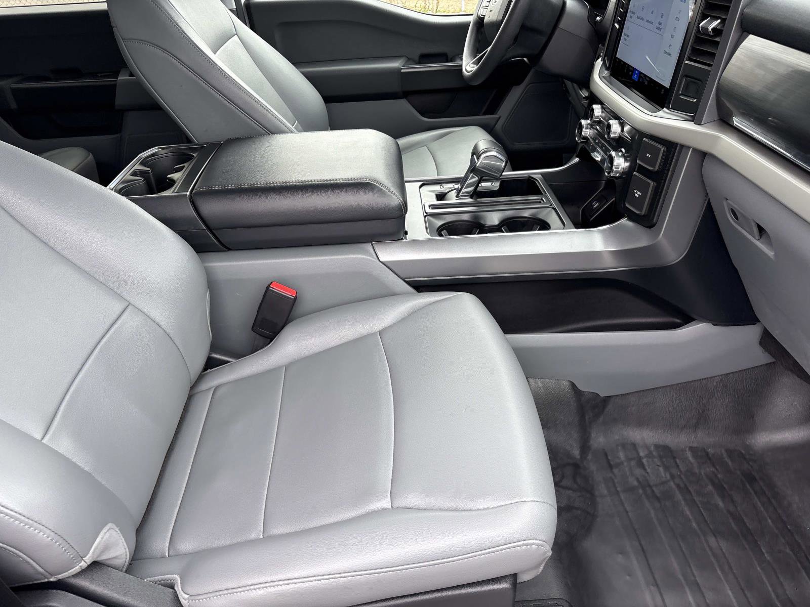 Used 2022 Ford F150 Lightning Pro image 33