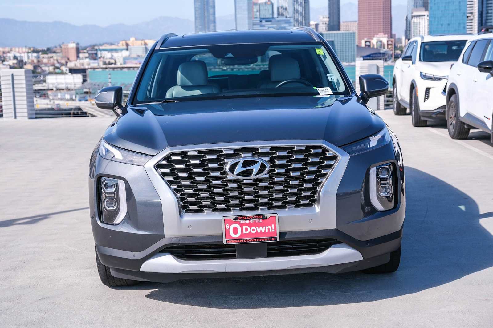 Used 2021 Hyundai Palisade SEL w/ Premium Package FWD image 2