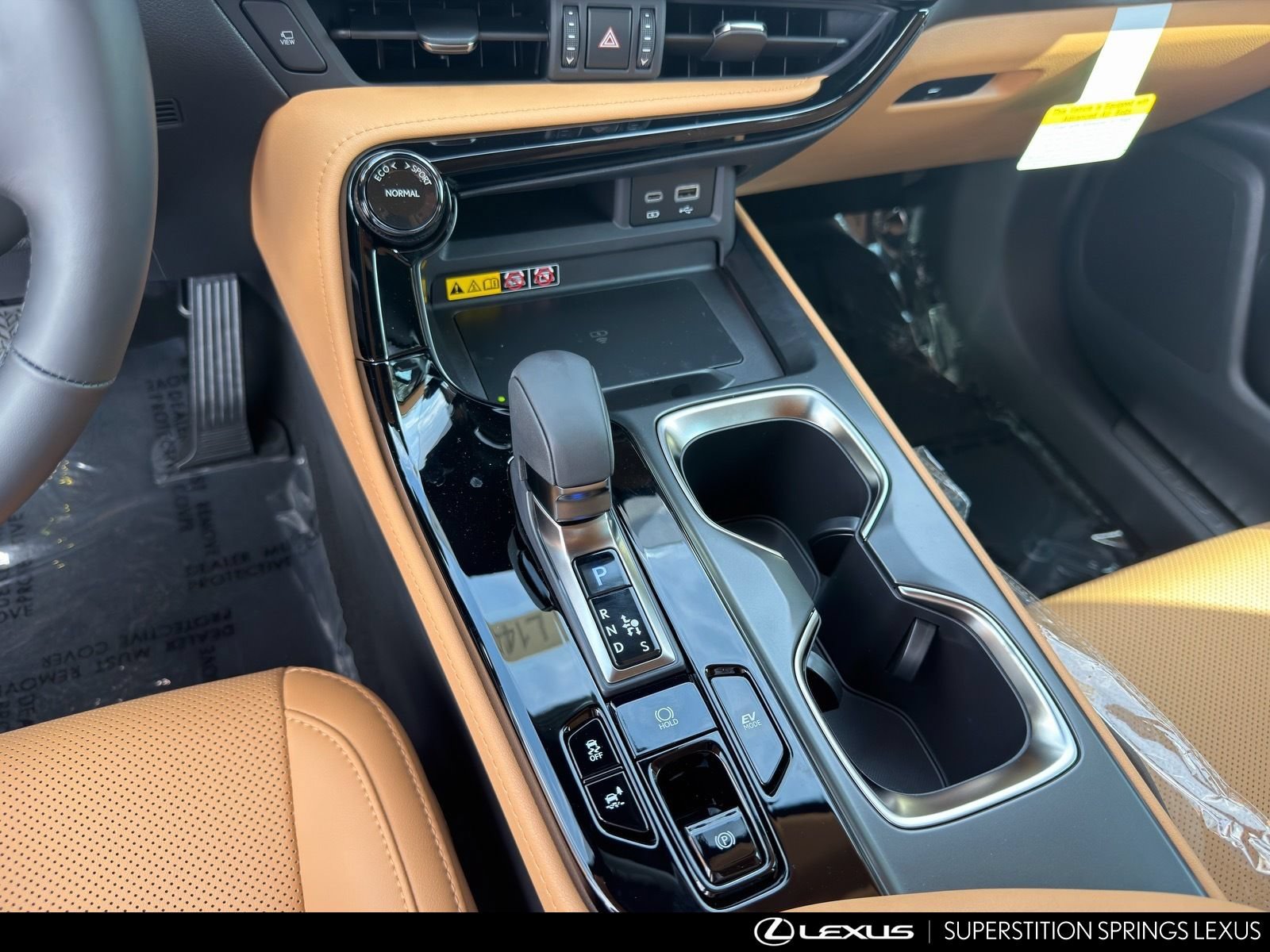 New 2026 Lexus NX 350h AWD w/ Cold Area Package image 19