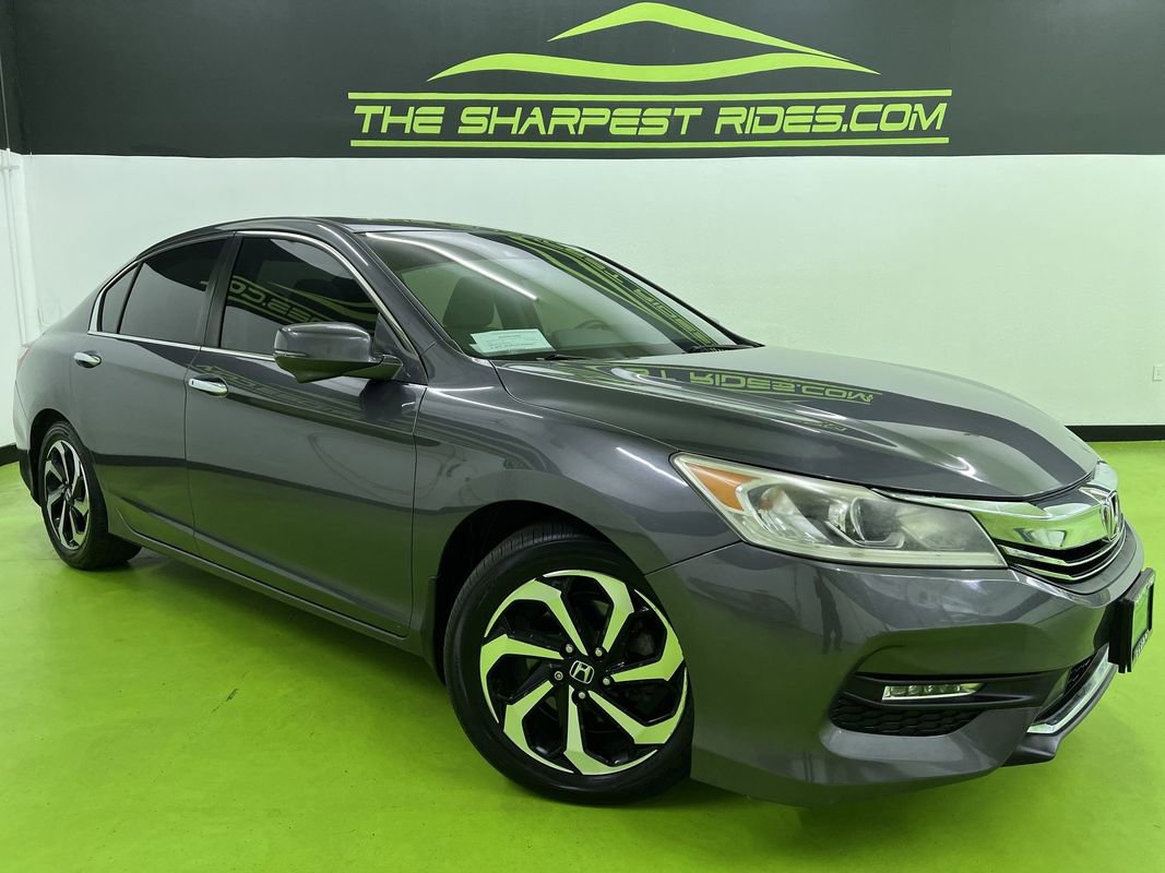 Used 2017 Honda Accord EX image 1