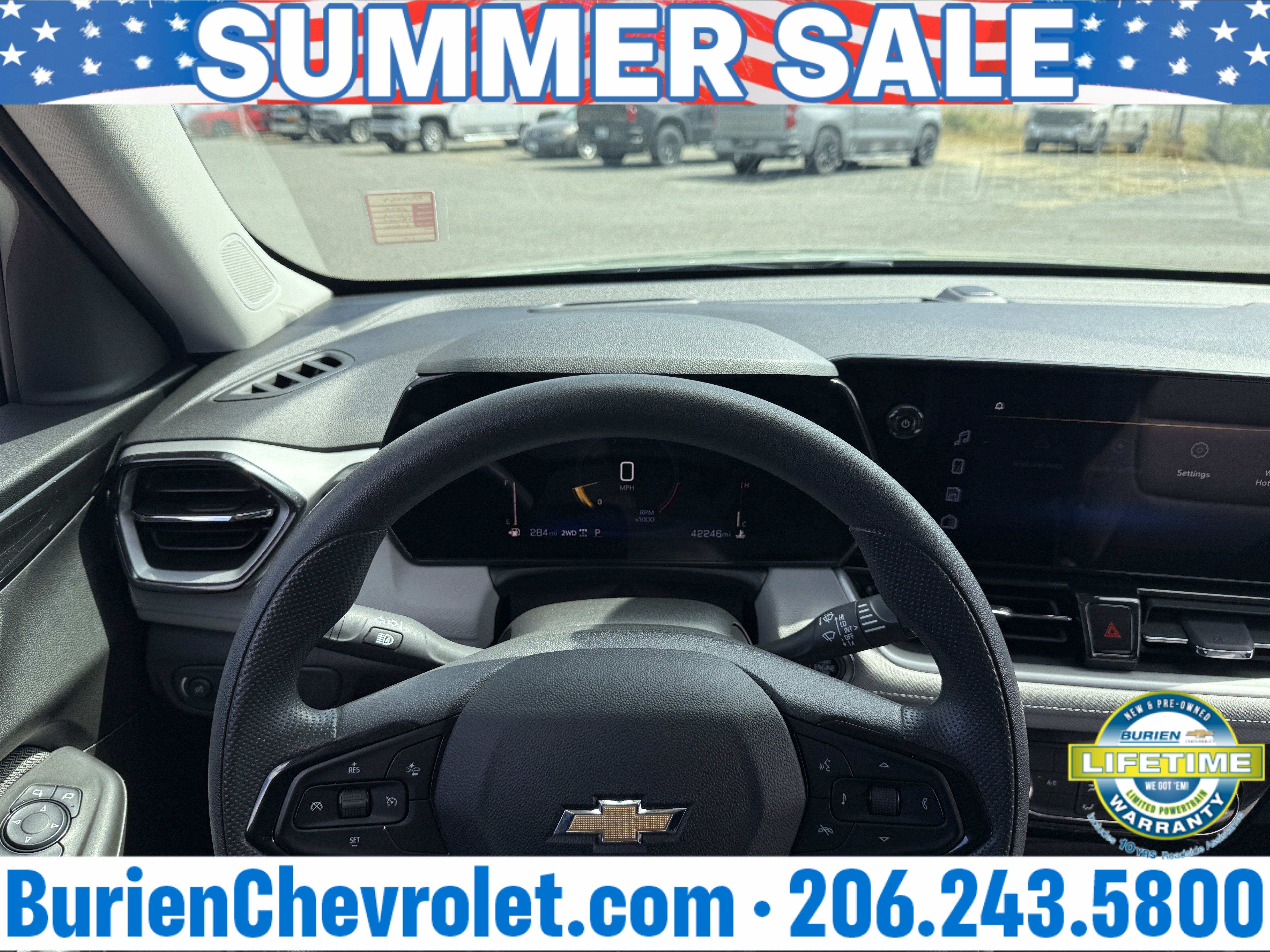 Used 2025 Chevrolet TrailBlazer LT AWD/4WD image 13