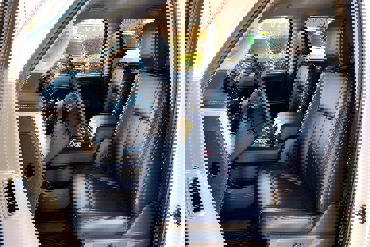 Certified 2023 Ford Expedition Max XLT image 8