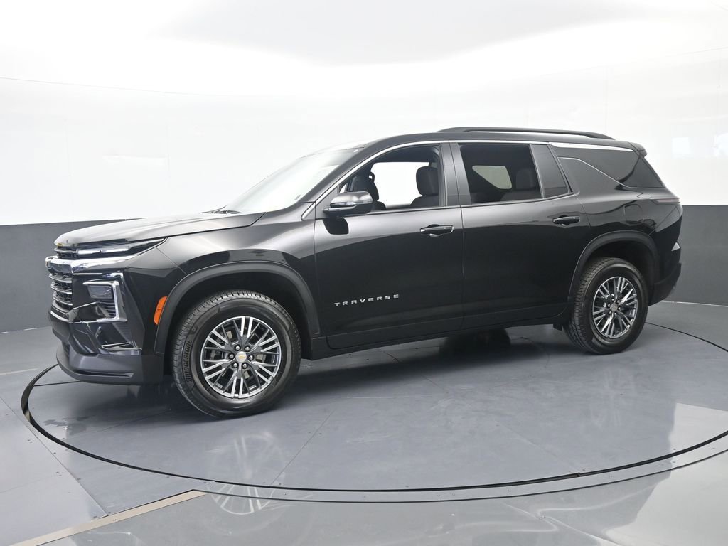 Used 2025 Chevrolet Traverse LT FWD video 2