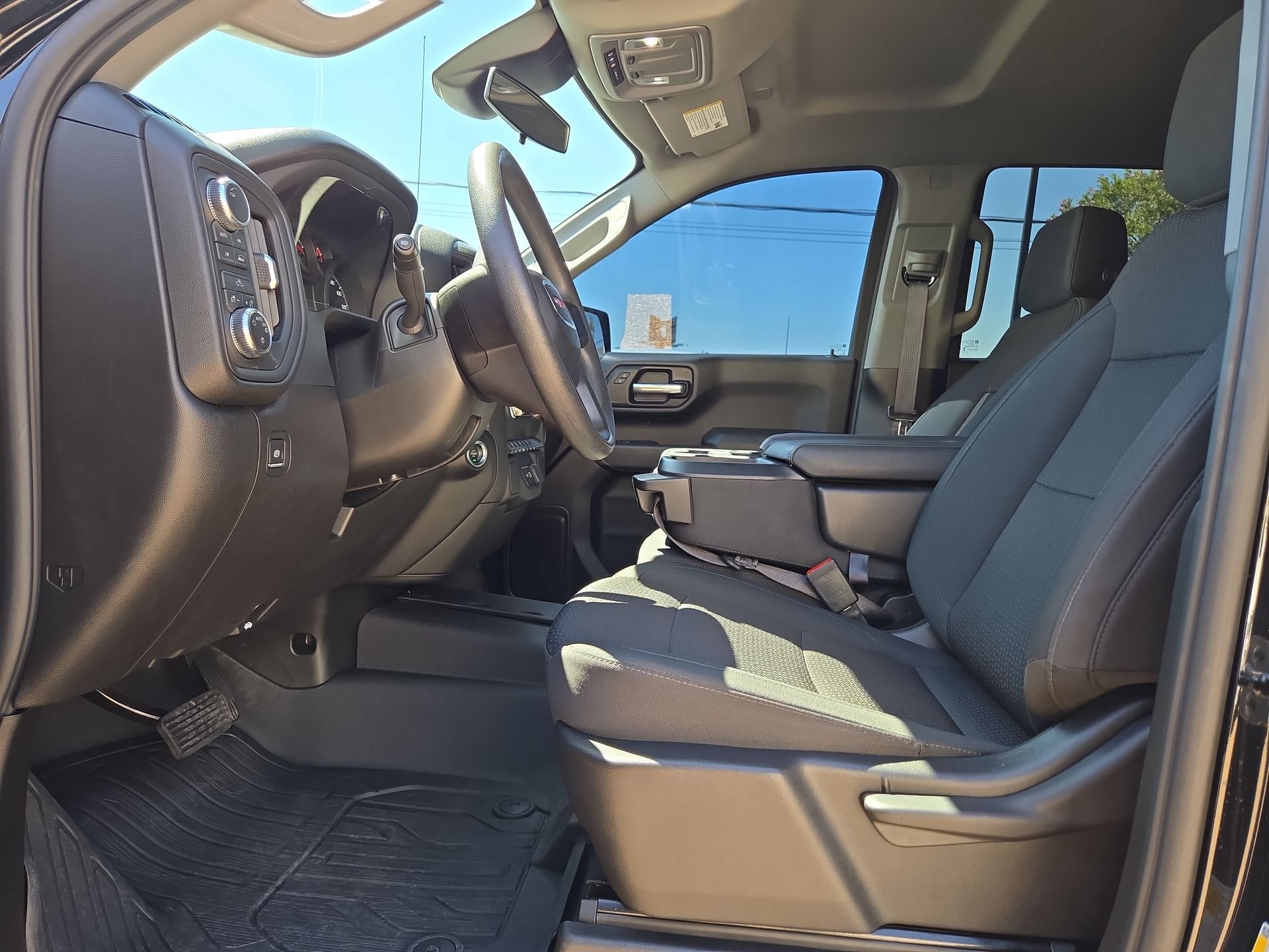 Used 2026 GMC Sierra 1500 Pro w/ Graphite Edition AWD/4WD image 16