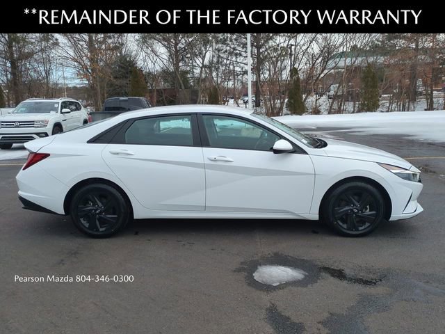 Used 2023 Hyundai Elantra Blue image 3