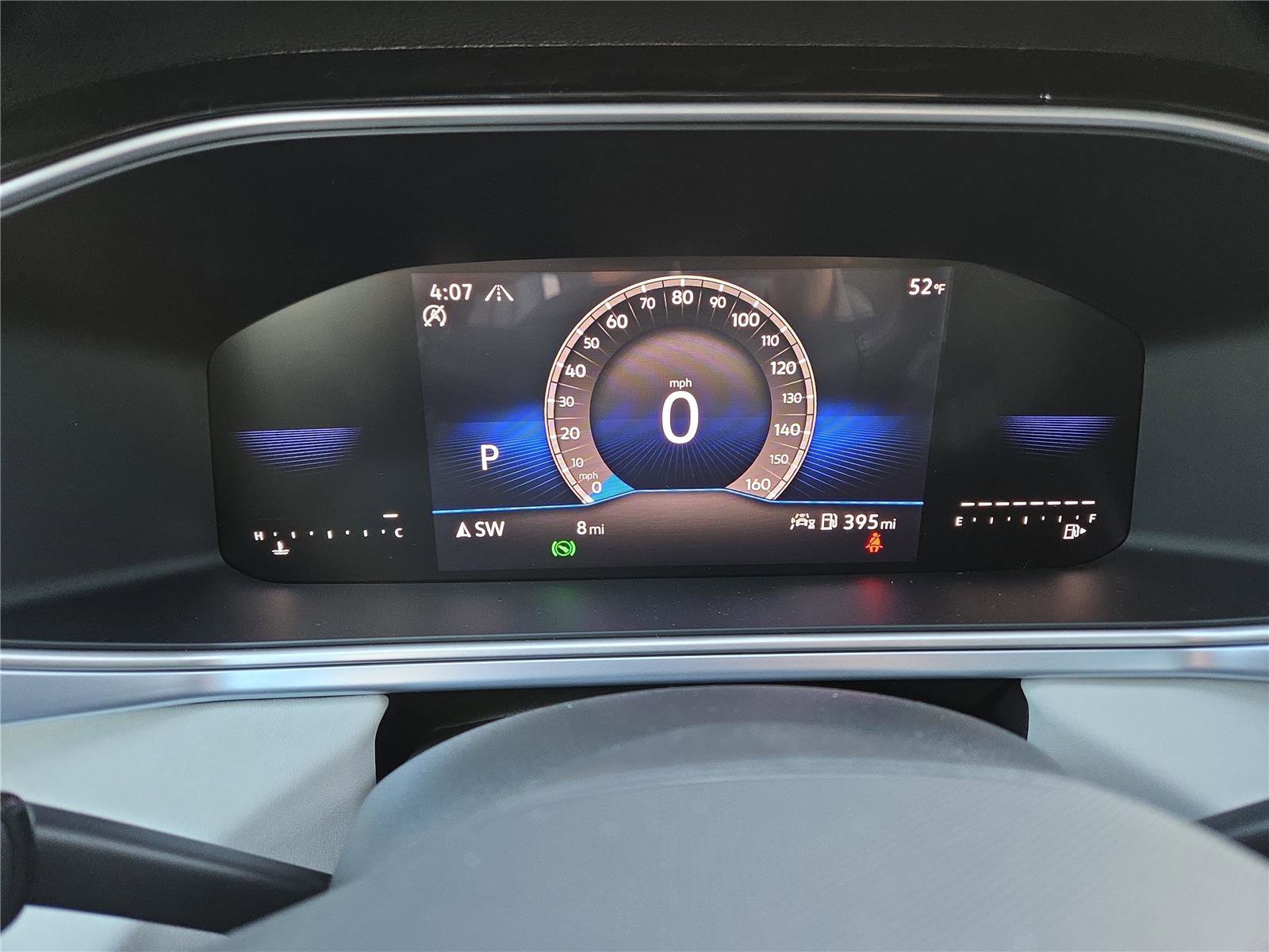 New 2026 Volkswagen Taos SE image 18