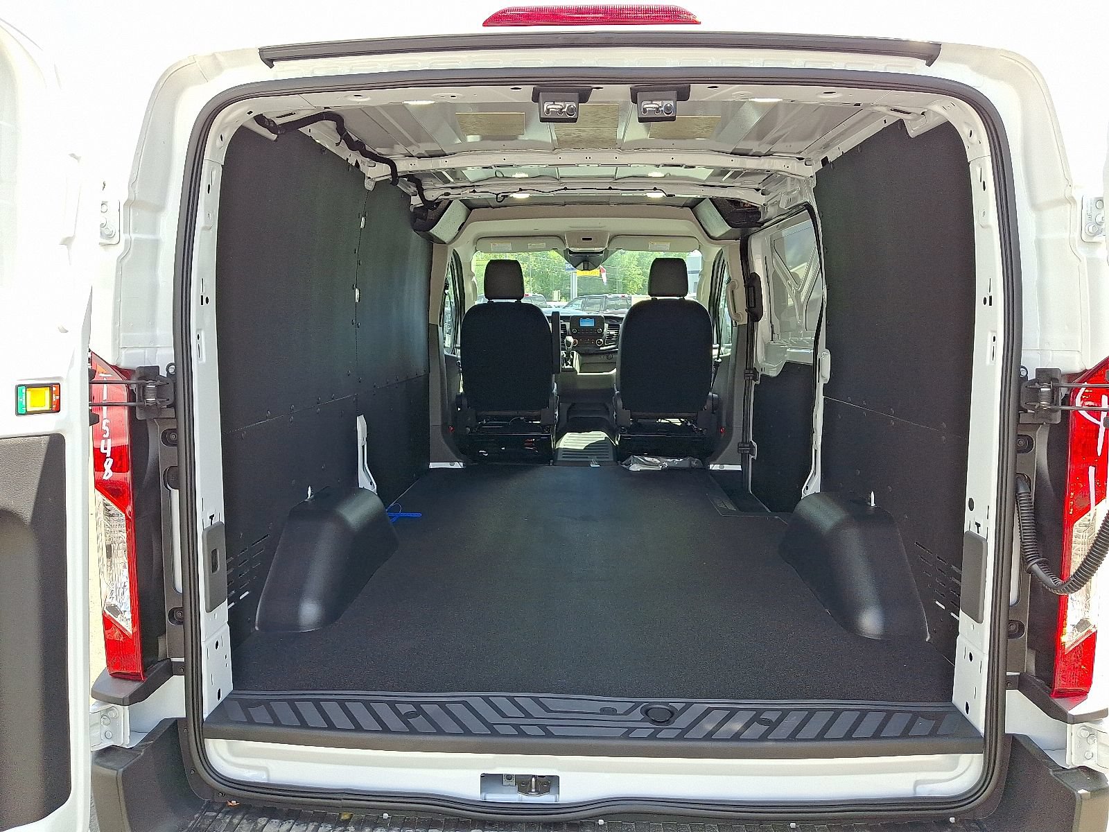 New 2025 Ford Transit 150 Low Roof w/ Load Area Protection Package RWD image 7