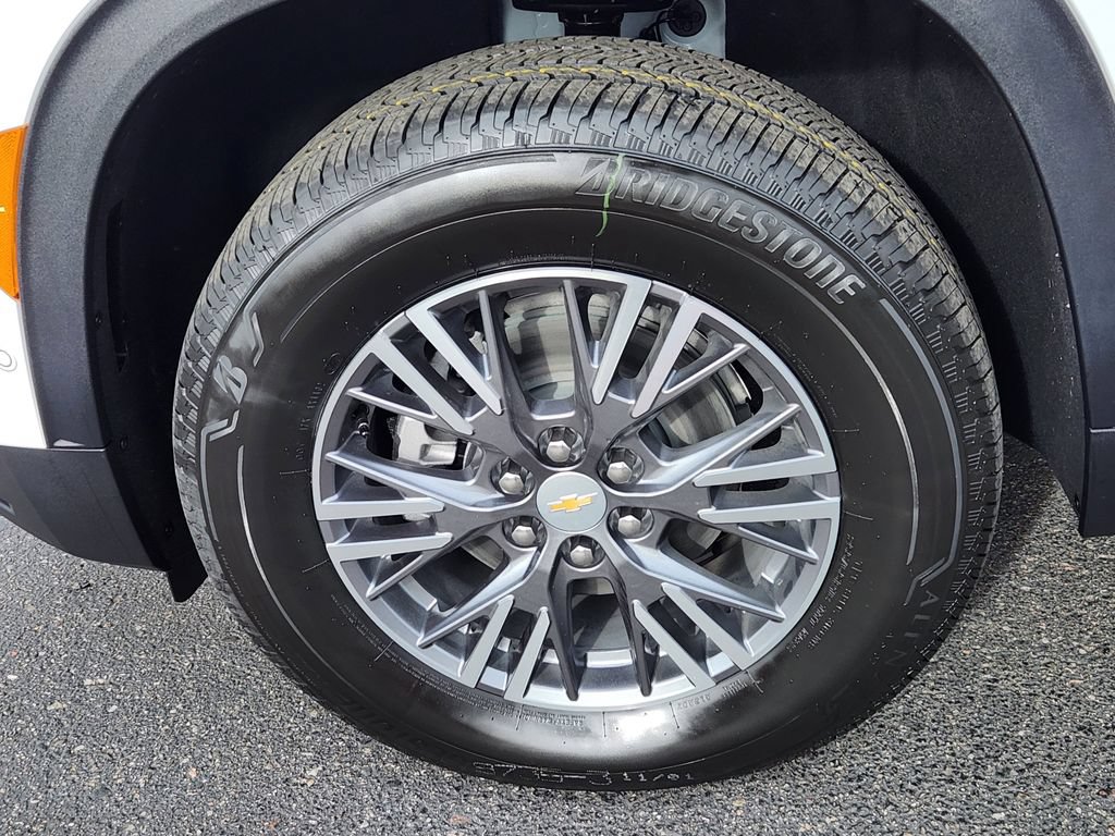 New 2026 Chevrolet Traverse LT w/ Enhanced Driving Package AWD/4WD image 7