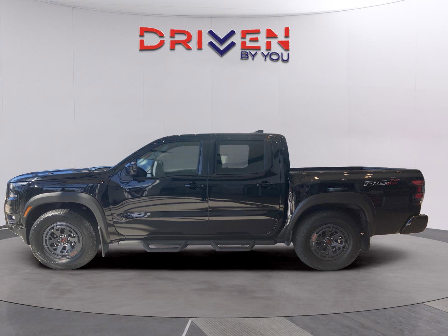 New 2026 Nissan Frontier Pro-X w/ Pro-X Convenience Package image 2