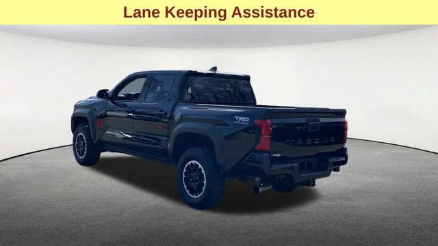 Used 2025 Toyota Tacoma TRD Off-Road AWD/4WD image 6
