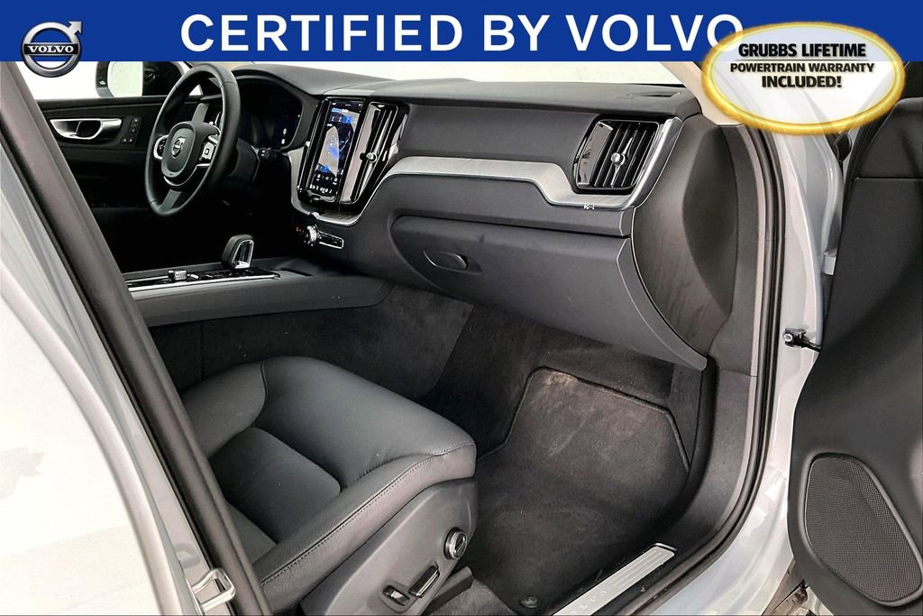 Certified 2025 Volvo XC60 B5 Plus image 22