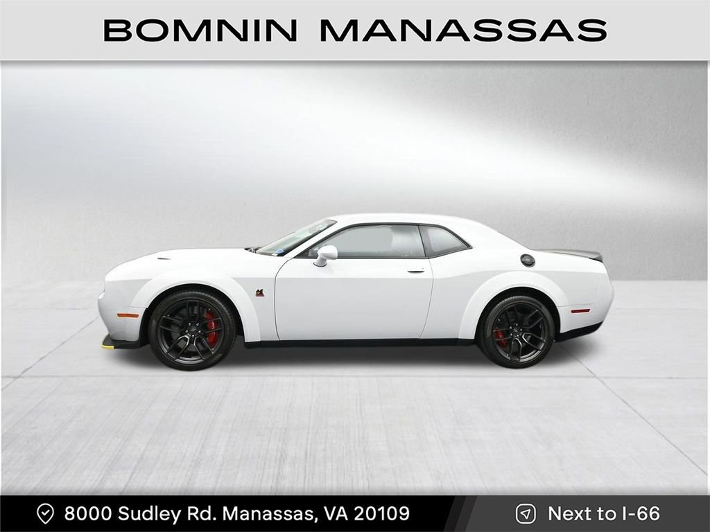 Used 2022 Dodge Challenger R/T Scat Pack RWD image 2