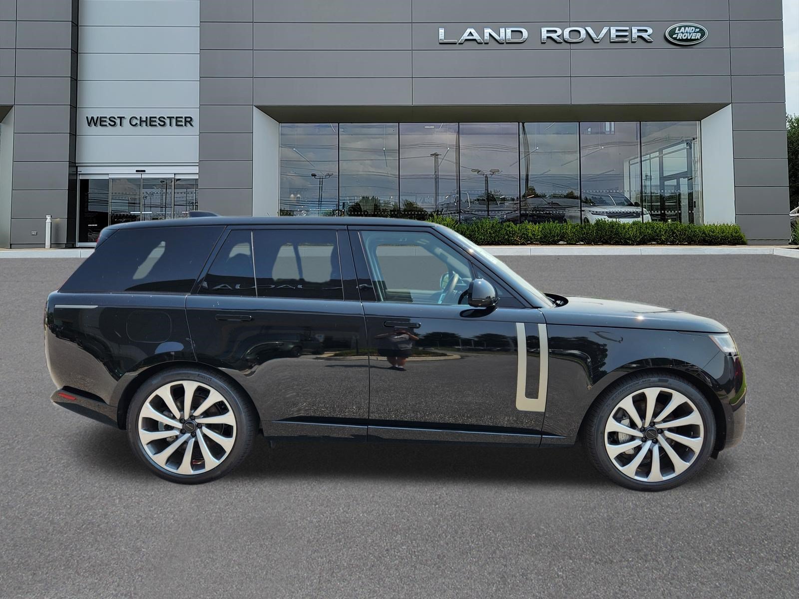 New 2026 Land Rover Range Rover SE AWD/4WD image 6