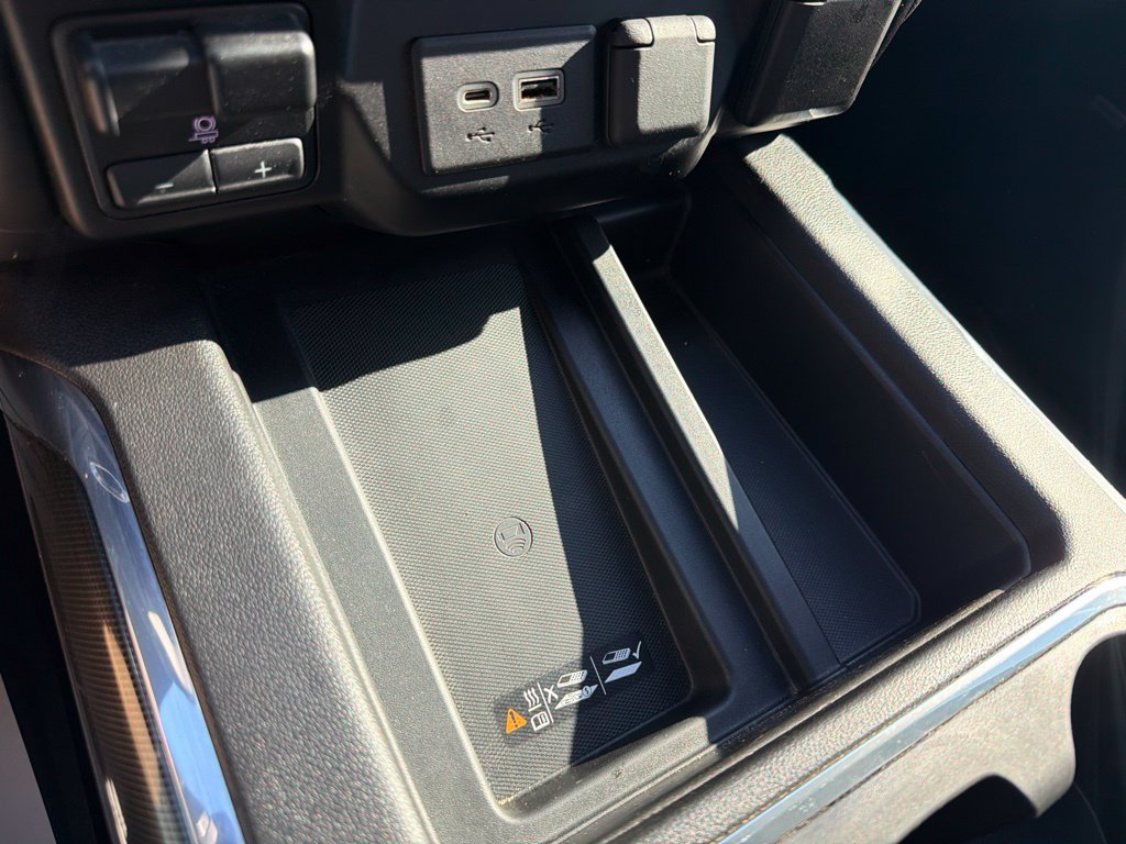 Used 2020 GMC Sierra 1500 AT4 w/ AT4 Premium Package AWD/4WD image 34