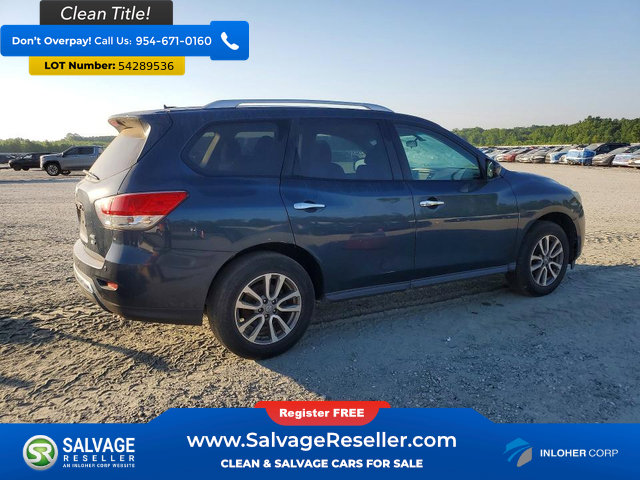 Used 2013 Nissan Pathfinder SV AWD/4WD image 4