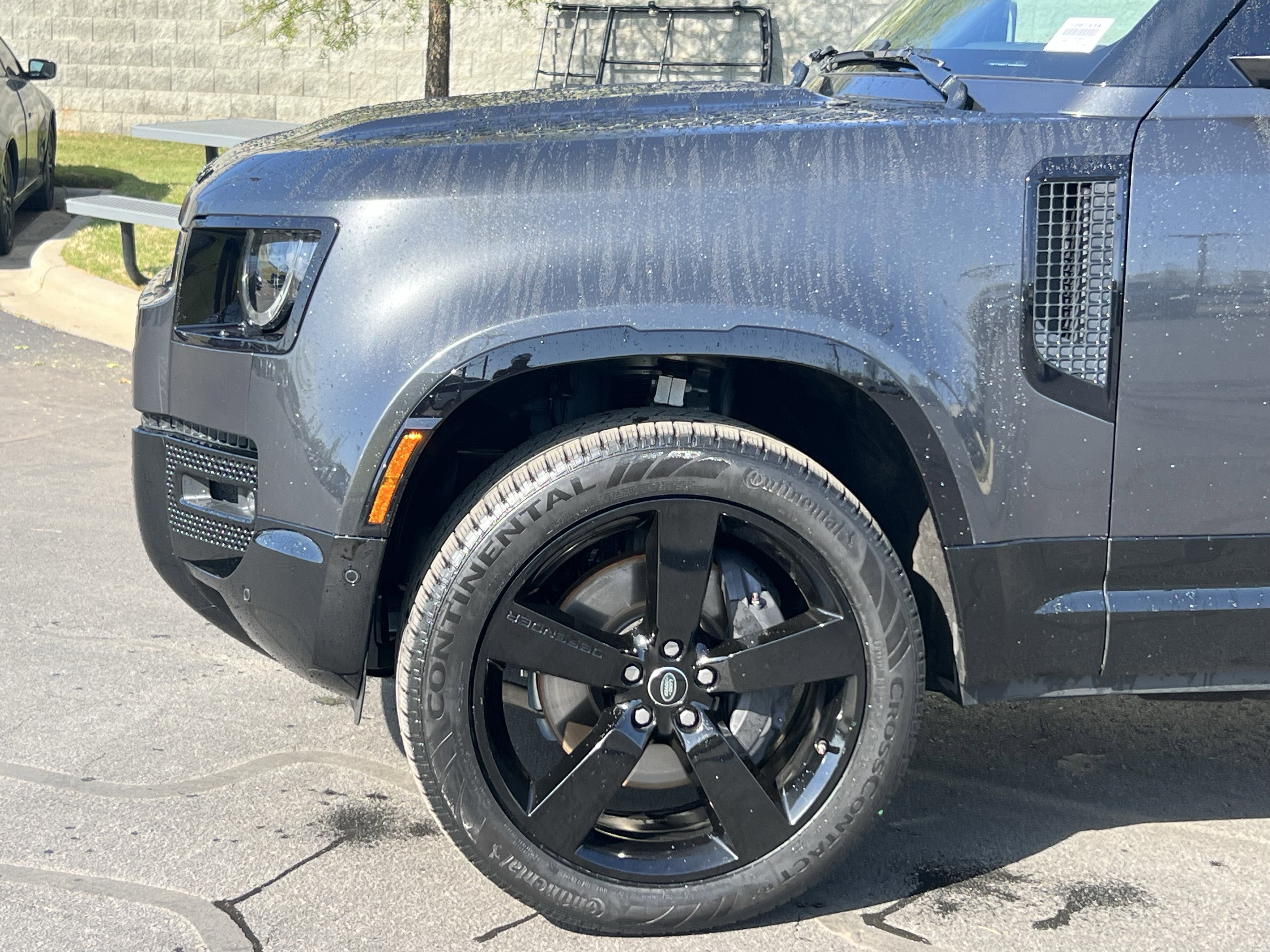 Certified 2024 Land Rover Defender 130 X-Dynamic SE AWD/4WD image 12