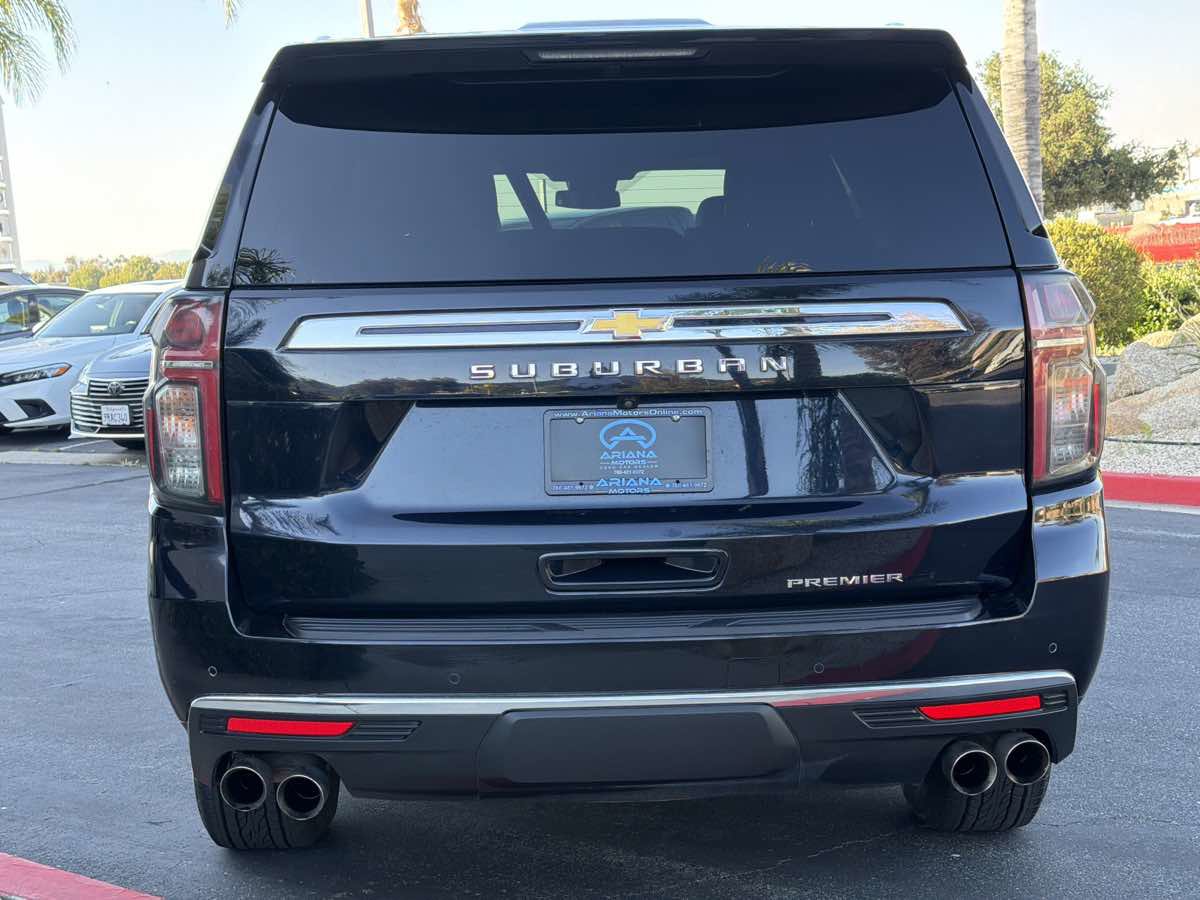 Used 2023 Chevrolet Suburban Premier RWD image 17