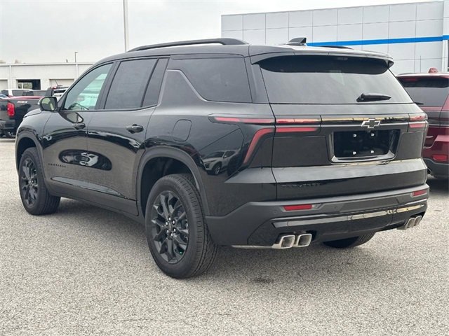 New 2026 Chevrolet Traverse LT w/ Midnight/Sport Edition image 3