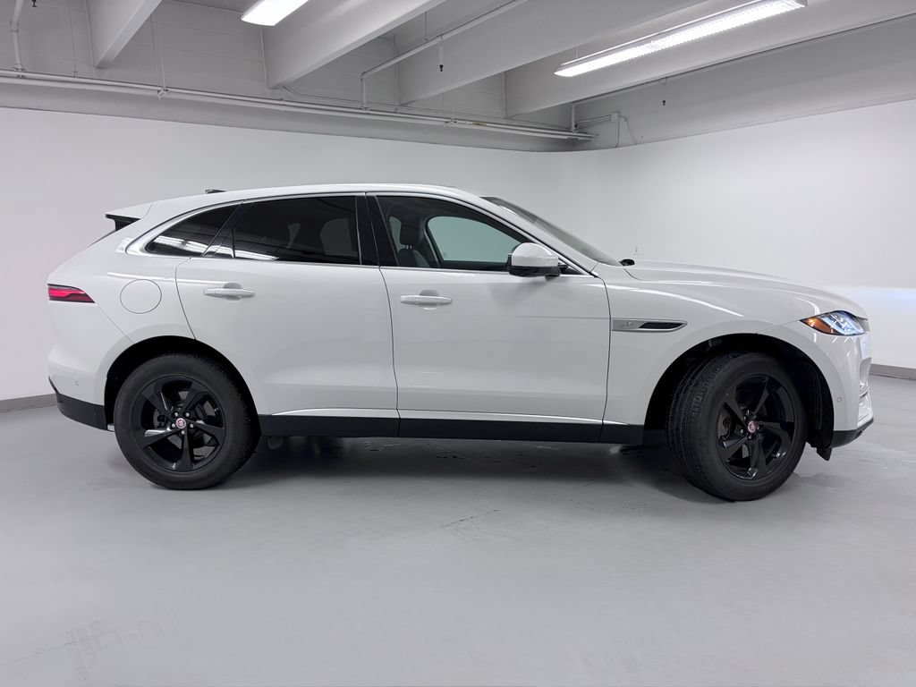Used 2021 Jaguar F-PACE AWD/4WD image 6