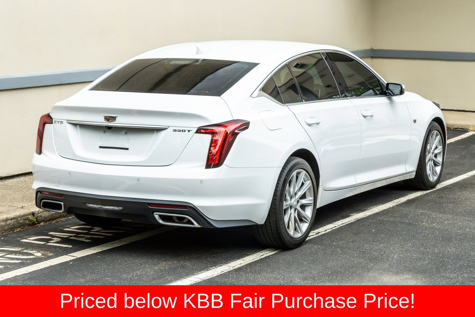 Used 2022 Cadillac CT5 Luxury RWD image 7