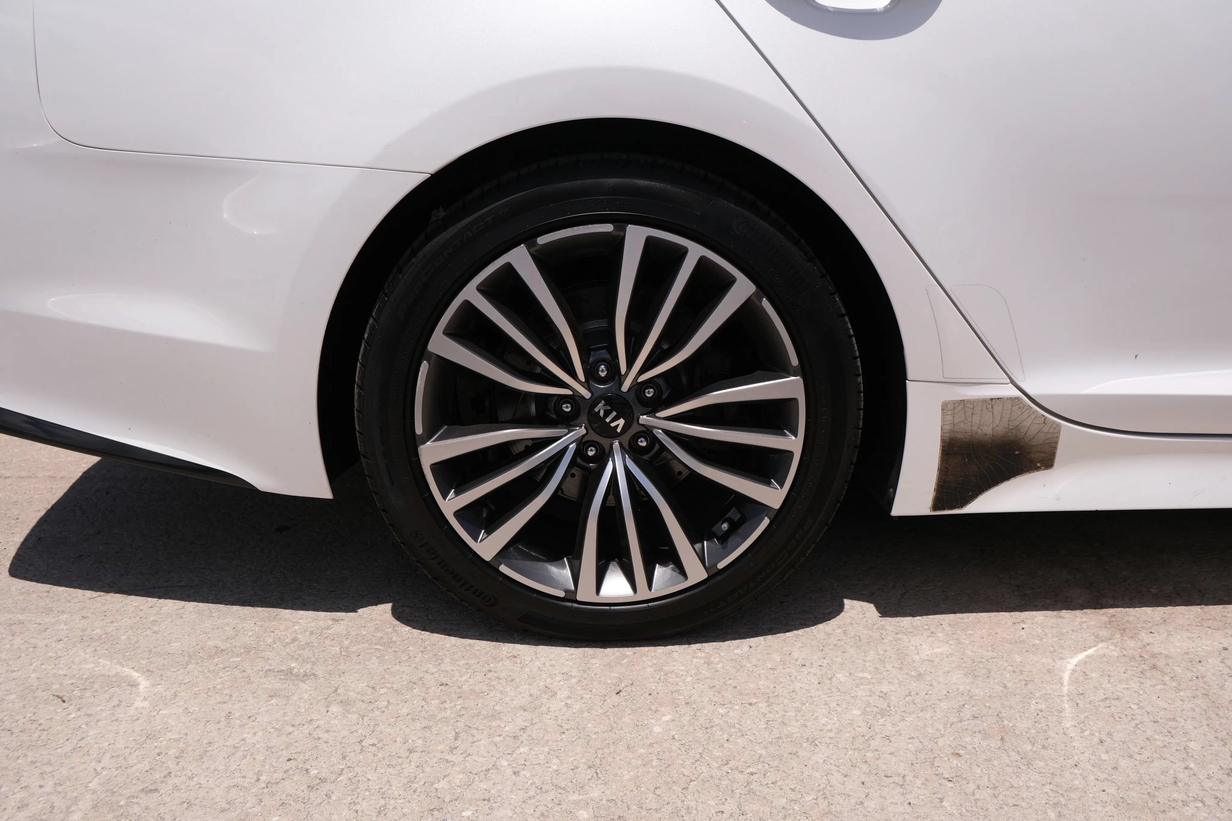Used 2018 Kia Stinger Premium RWD image 19