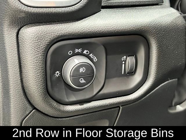 New 2026 RAM 1500 Express AWD/4WD image 23