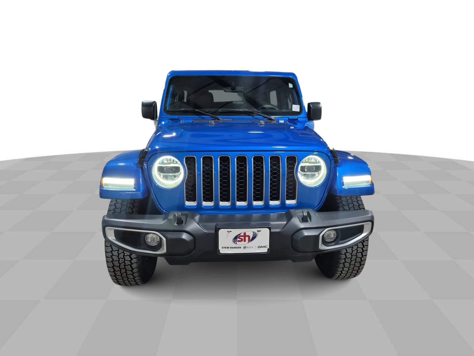 Used 2021 Jeep Wrangler Unlimited Sahara w/ Cold Weather Group image 3