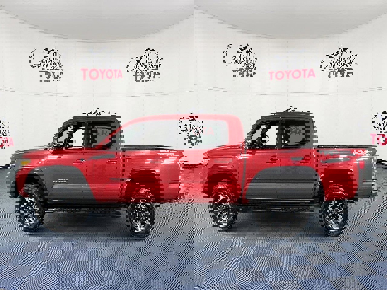 Used 2023 Toyota Tacoma TRD Off-Road image 4