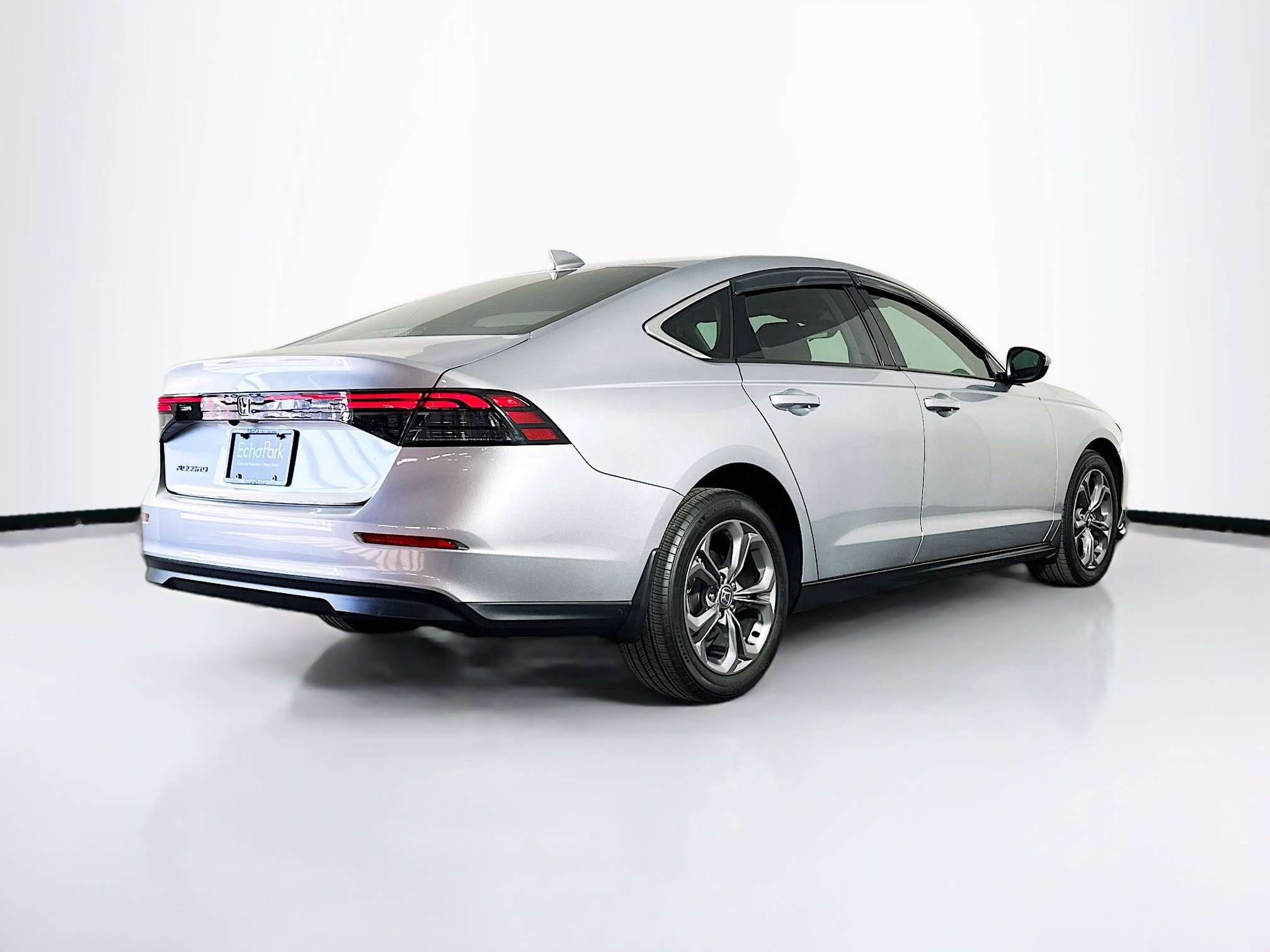 Used 2024 Honda Accord EX image 9
