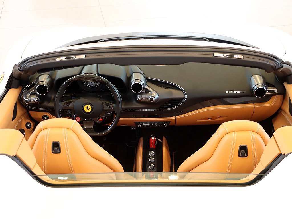 Certified 2022 Ferrari F8 Spider image 44