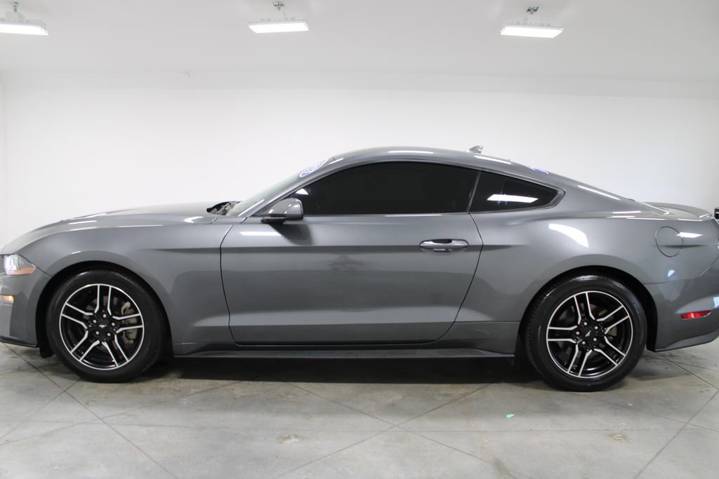 Used 2023 Ford Mustang Premium image 6