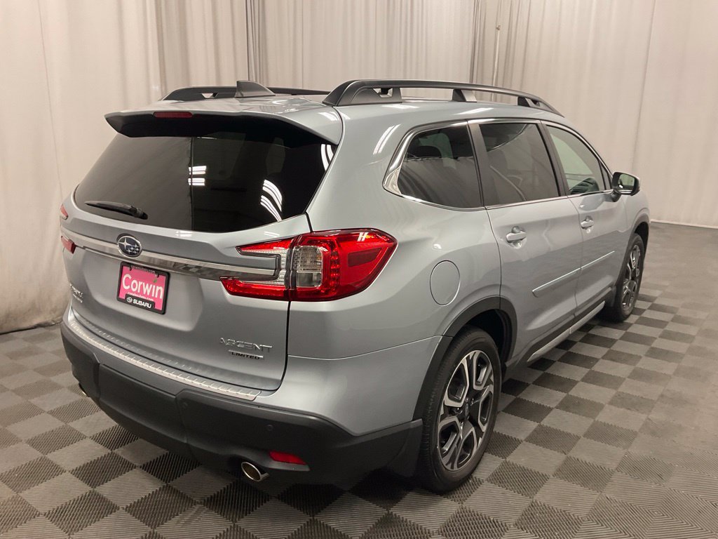 Used 2023 Subaru Ascent Limited w/ Technology Package AWD/4WD image 7