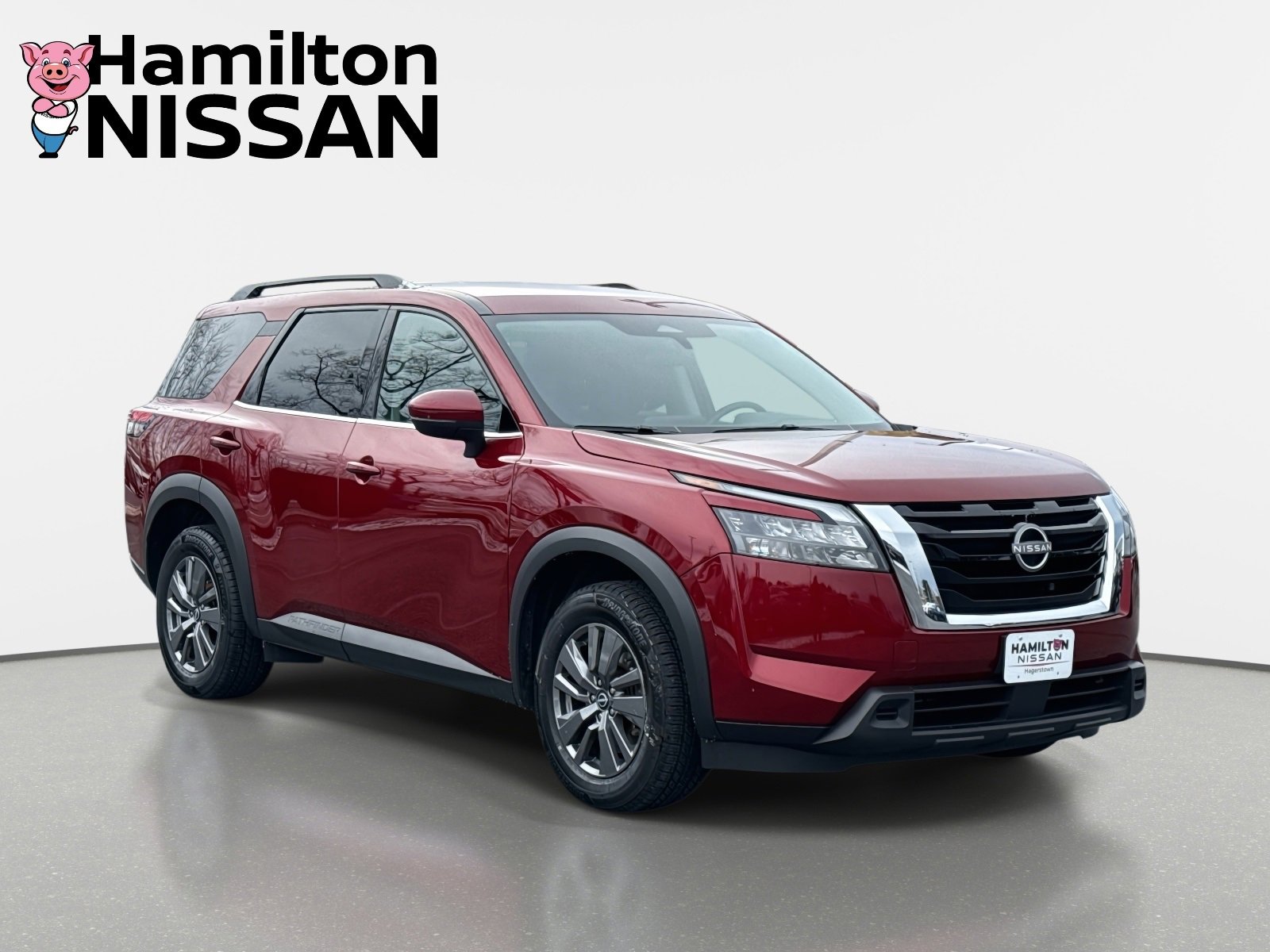 Used 2024 Nissan Pathfinder SV image 1