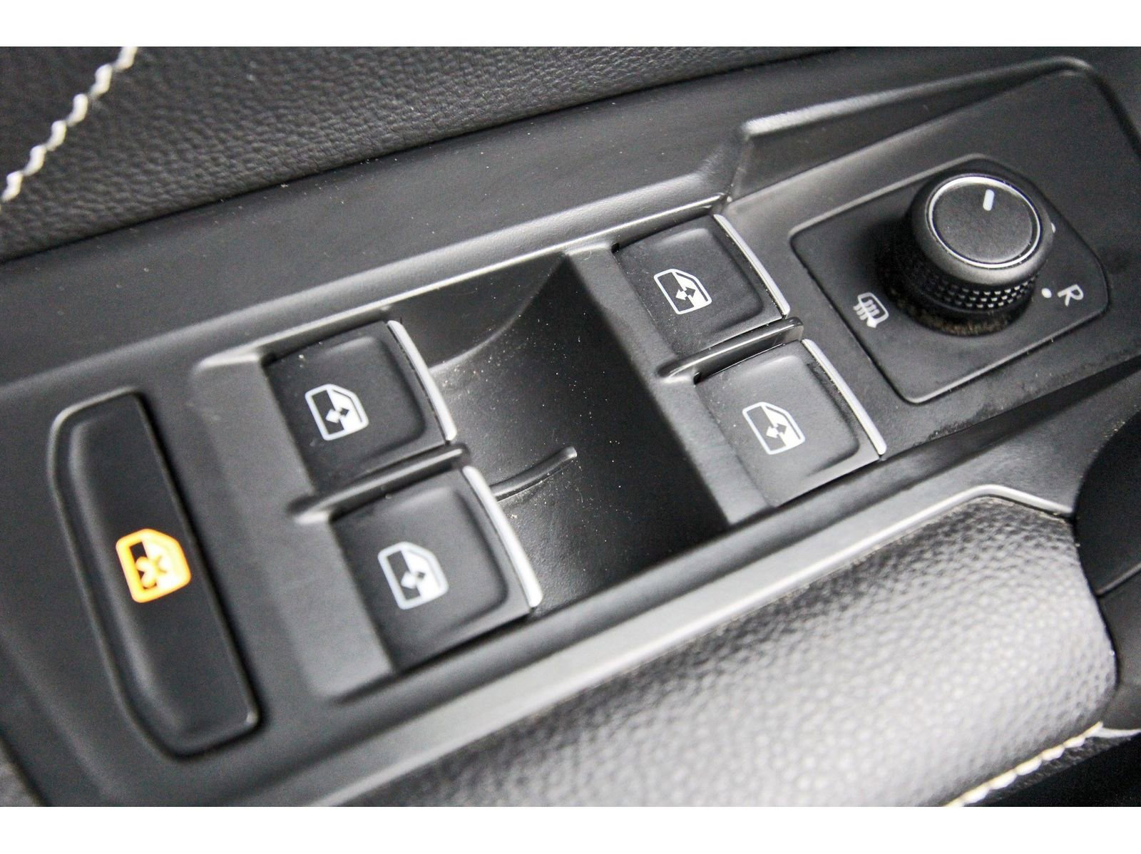 Used 2023 Volkswagen Tiguan SE FWD image 21