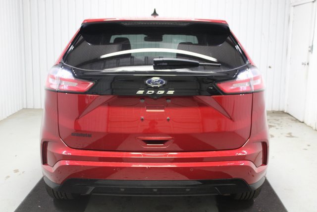 Used 2022 Ford Edge ST-Line image 5