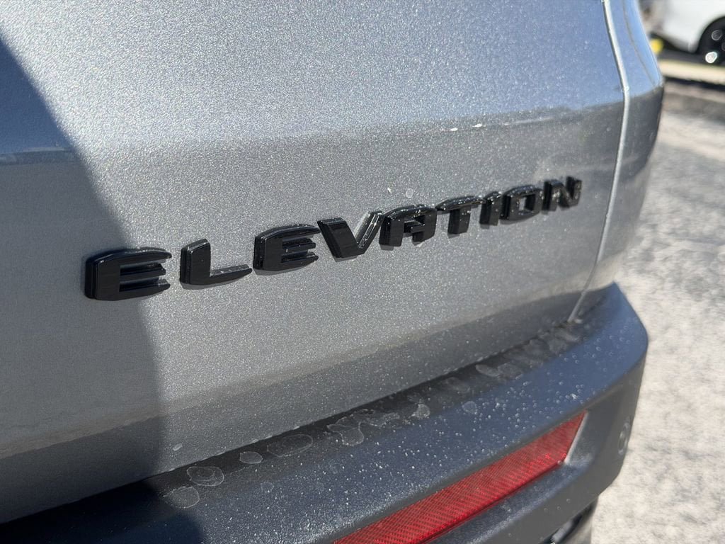 New 2026 GMC Acadia Elevation w/ Black Edition FWD image 9