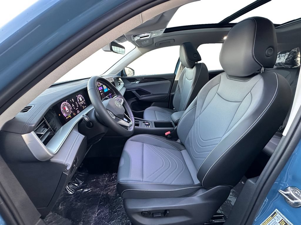 New 2026 Volkswagen Tiguan SE AWD/4WD image 9