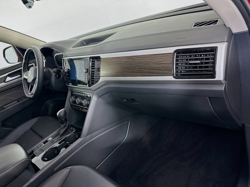 Used 2023 Volkswagen Atlas SE w/ Black Wheel Package FWD image 29