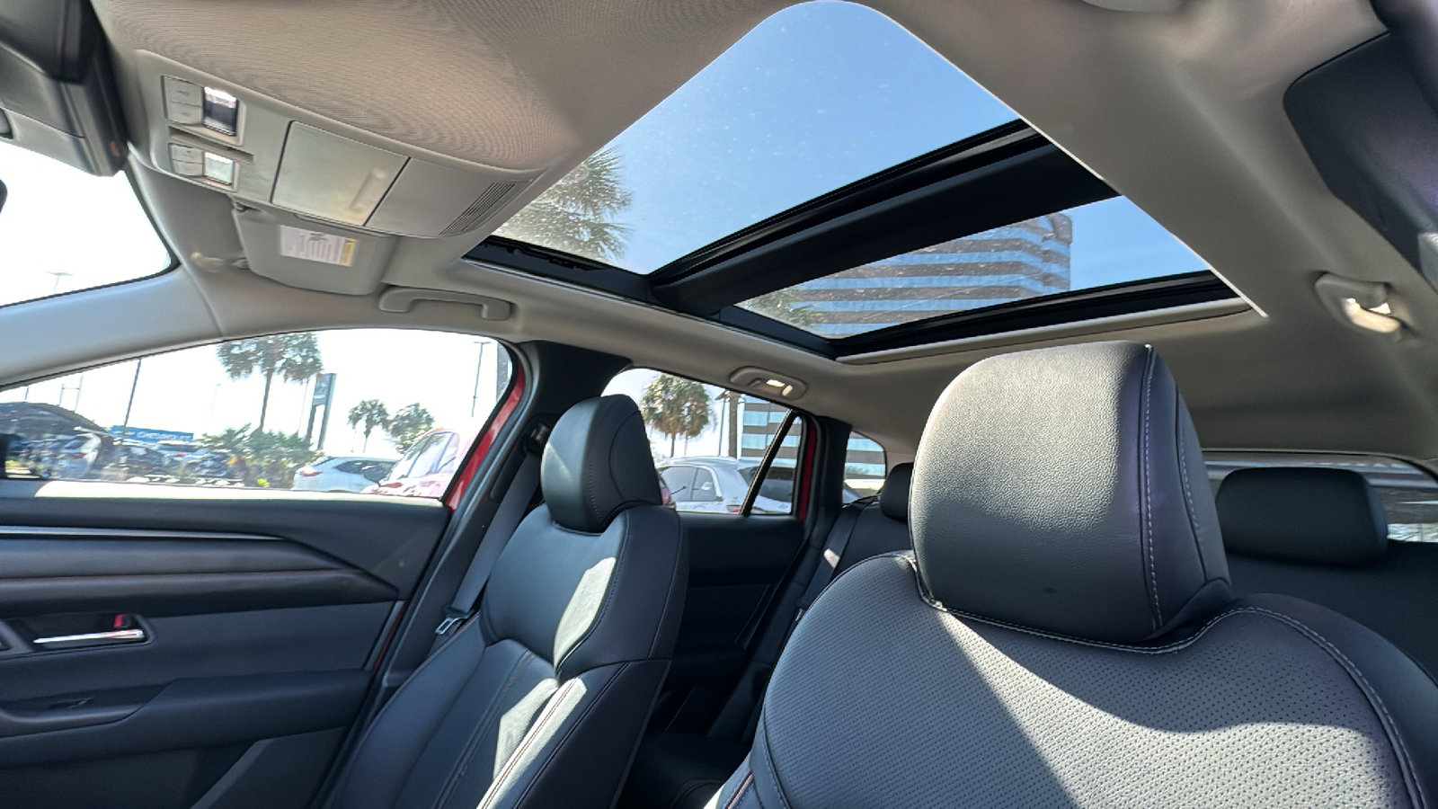 Certified 2025 MAZDA CX-50 2.5 Hybrid w/ Weather Package image 15