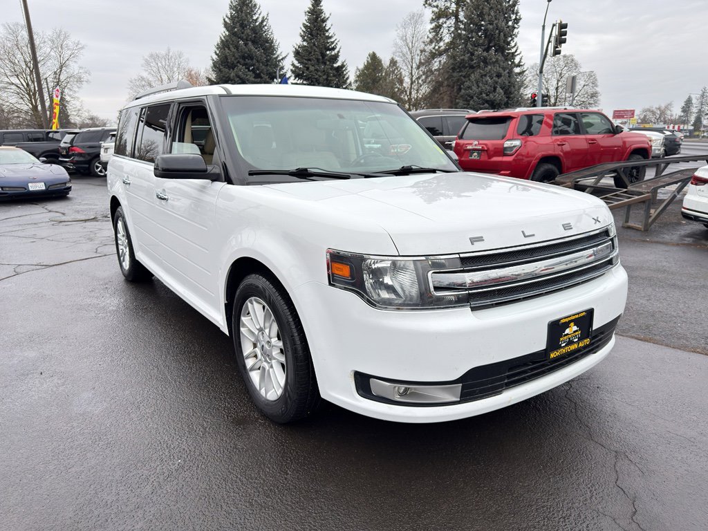 Used 2018 Ford Flex SEL w/ Equipment Group 202A AWD/4WD image 8