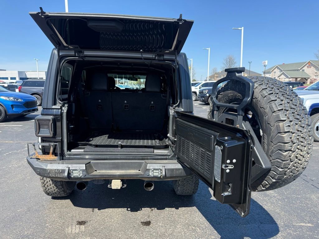 Used 2020 Jeep Wrangler Unlimited Rubicon w/ Steel Bumper Group AWD/4WD image 31