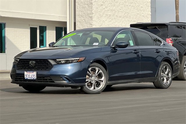 Used 2023 Honda Accord EX image 8