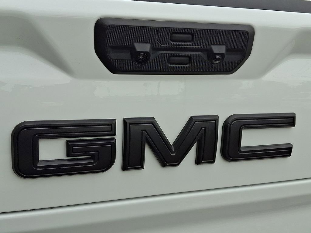 Used 2026 GMC Sierra 1500 AT4 w/ AT4 Premium Package AWD/4WD image 38