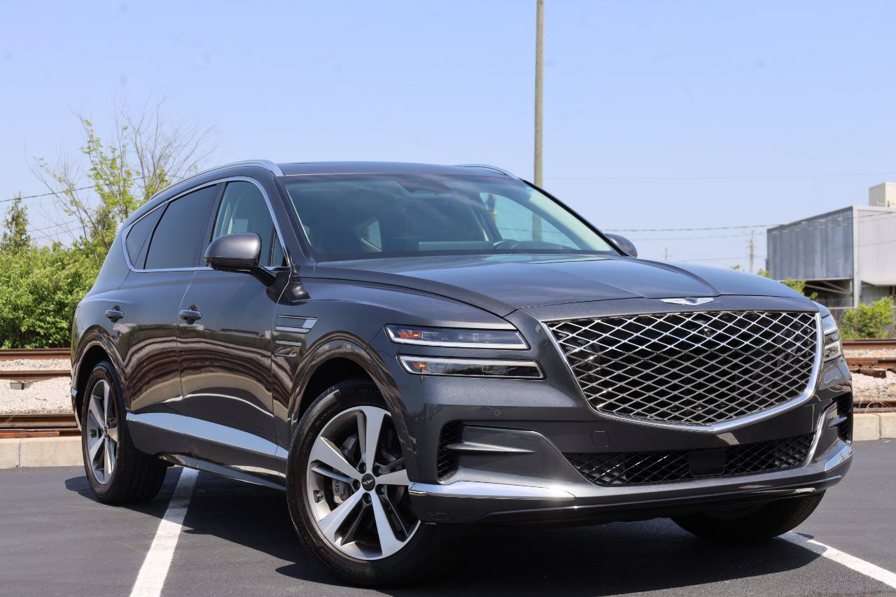 Used 2023 Genesis GV80 3.5T AWD/4WD image 2