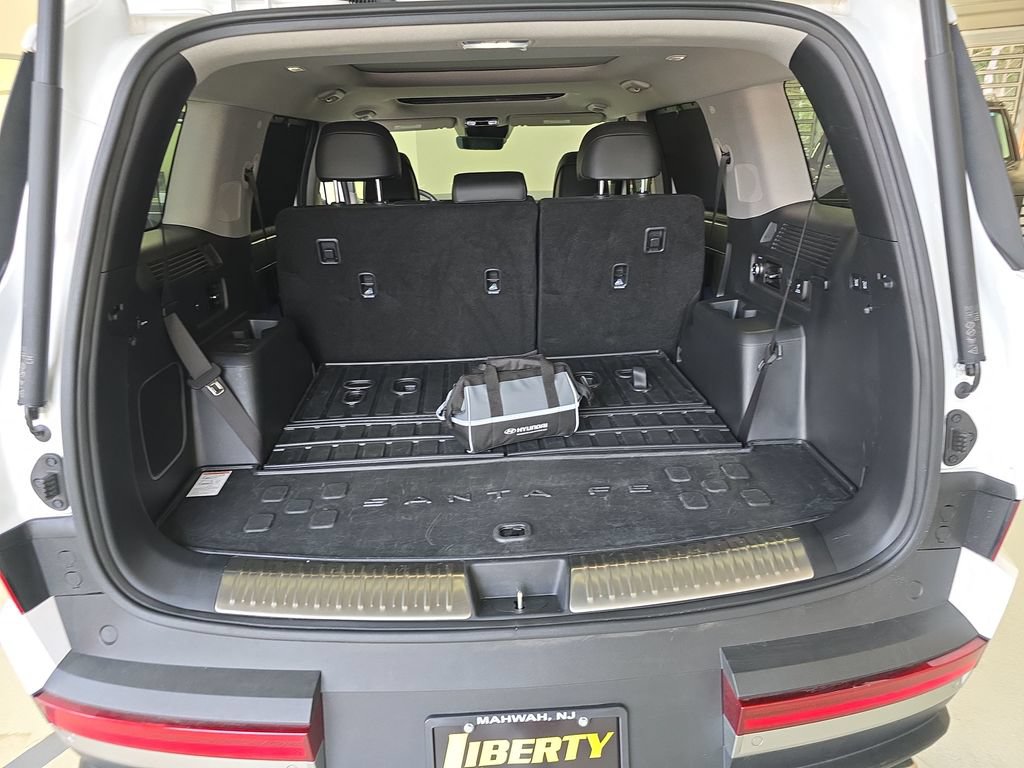 Certified 2025 Hyundai Santa Fe Limited AWD/4WD image 25