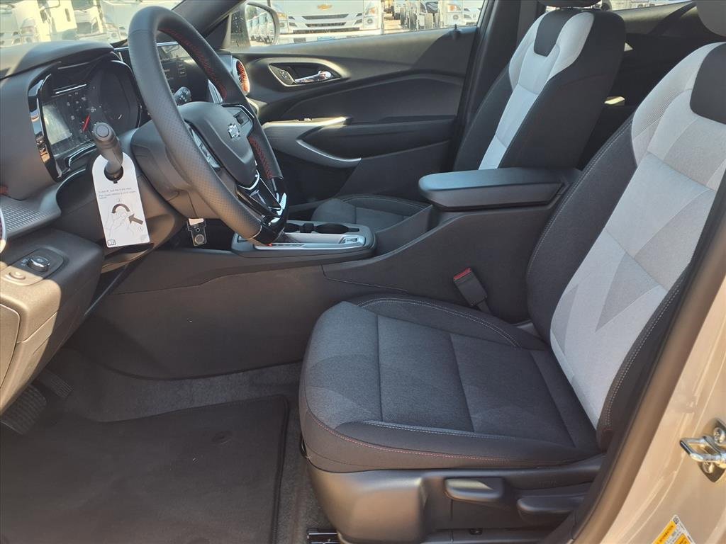 New 2026 Chevrolet Trax RS w/ Driver Confidence Package image 6